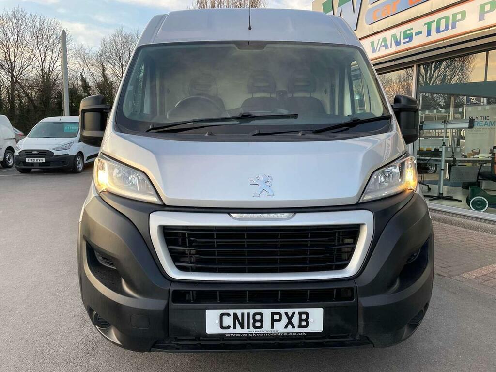 Peugeot Boxer Boxer Boxer 2.0 Bluehdi 335 Professional Panel Van CN18PXB Silver #4