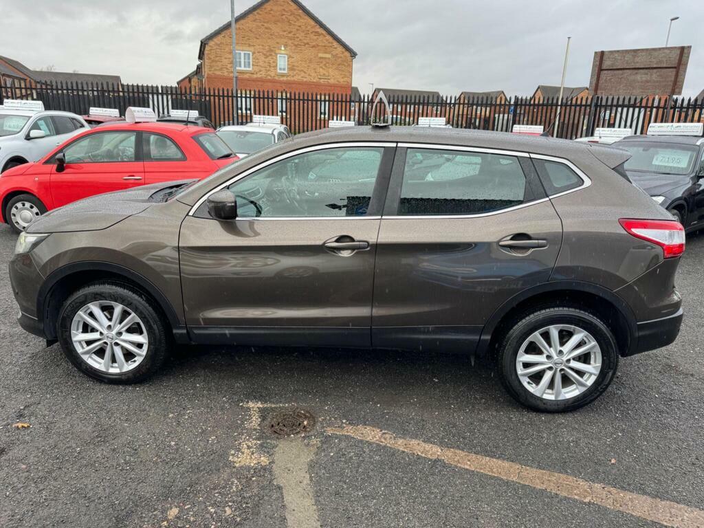Nissan Qashqai 1.5 Dci Acenta Euro 6 S S MM17APY Brown #2