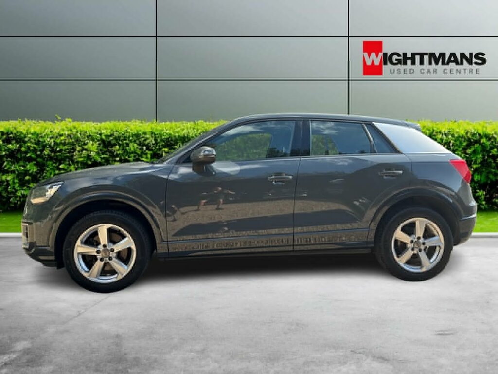 Audi Q2 Suv 1.4 Tfsi Cod Sport 2017 EJ67UXP Grey #4