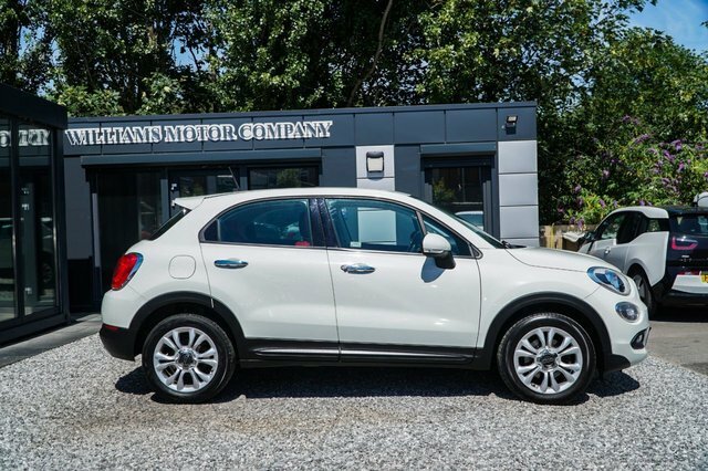 Fiat 500X 2016 1.6 E-torq Pop Star Suv Eur VA16VFS White #2