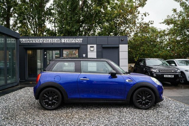 Mini Hatch 2019 1.5 Cooper Classic Hatchback Manua YC19EAX Blue #3