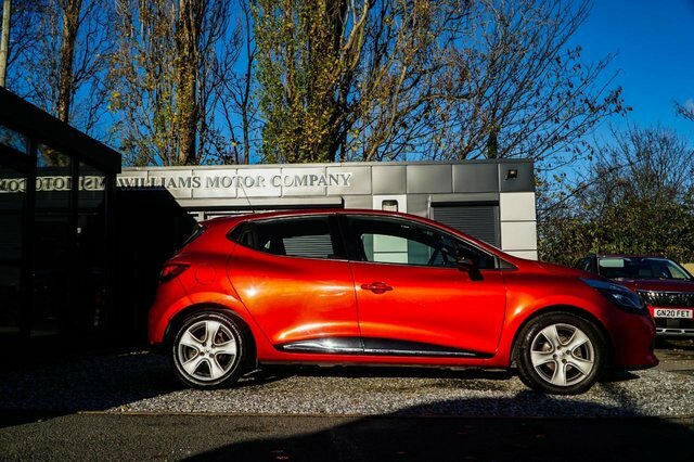 Renault Clio 2016 1.2 16V Dynamique Nav Hatchback Ma Red #2