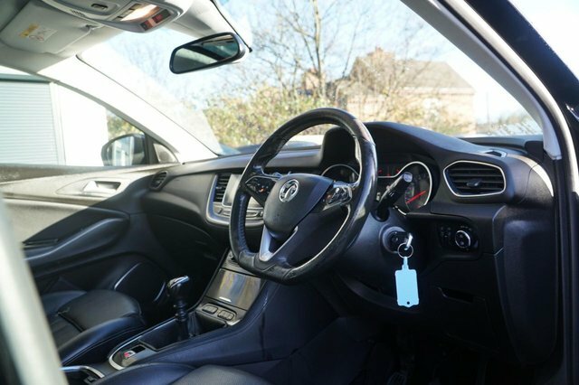 Vauxhall Grandland X 2019 1.2 Turbo Elite Nav Suv 6Sp Black