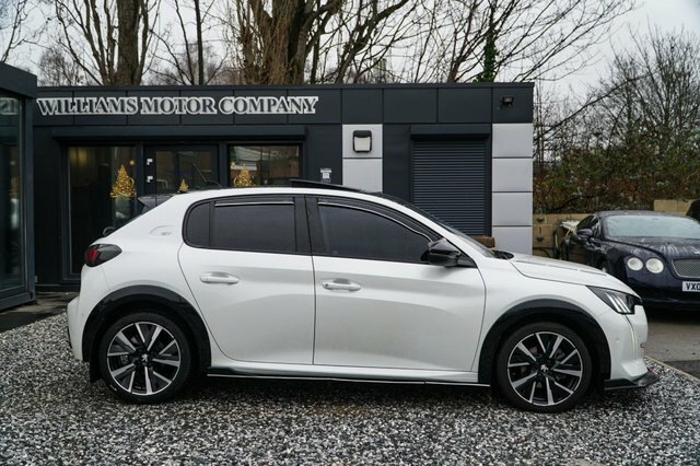 Peugeot 208 2021 1.2 Puretech Gt Hatchback E GL21EBO White #3