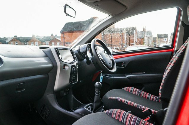 Citroen C1 2015 1.2 Puretech Feel Hatchback Orange #4