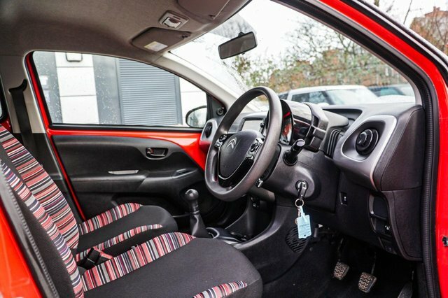 Citroen C1 2015 1.2 Puretech Feel Hatchback Orange #2