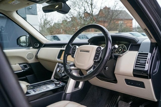 Land Rover Range Rover 2017 4.4 Sd V8 Vogue Se Suv 4Wd Eu OV67ZVH Grey #2