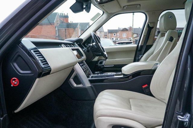 Land Rover Range Rover 2017 4.4 Sd V8 Vogue Se Suv 4Wd Eu OV67ZVH Grey #4