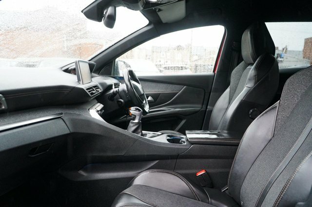 Peugeot 3008 2017 1.2 Puretech Gt Line Suv Eu KO66EOC Red #4