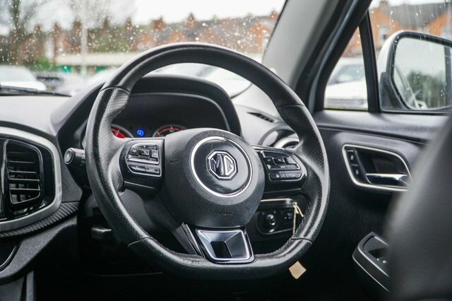 MG MG3 2019 1.5 Vti-tech Exclusive Hatchback M LB69EXO White #3