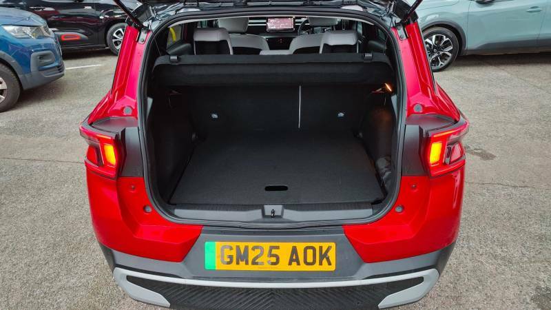 Citroen C3 Aircross Standard Range 44Kwh Max 7.4Kw Charger GM25AOK Red #6
