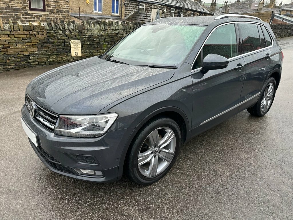Volkswagen Tiguan 1.5L Match WV69VWD Grey #4