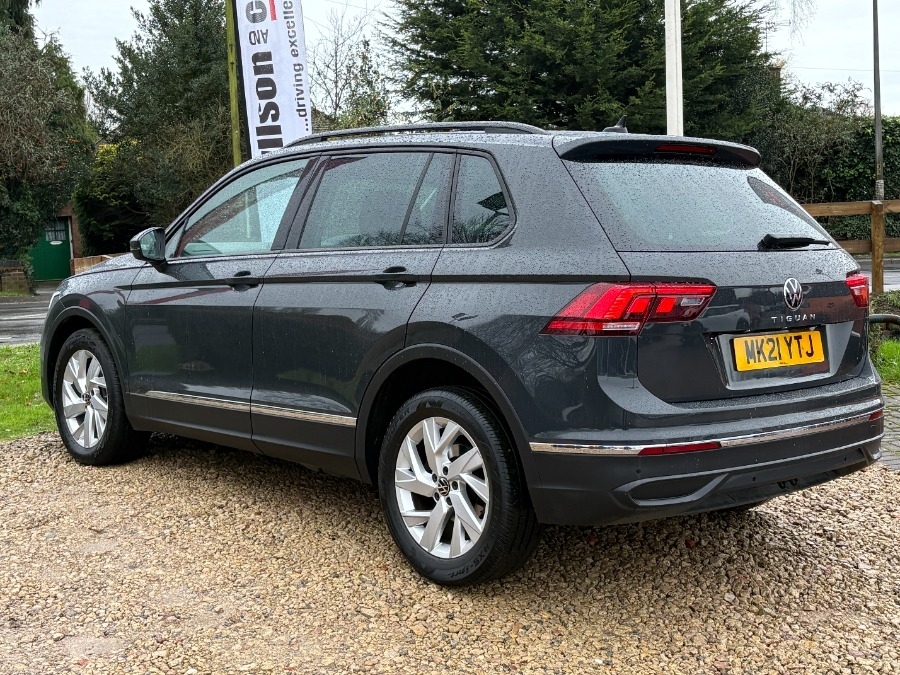 Volkswagen Tiguan 1.5 Tsi Life Suv MK21YTJ Grey #6