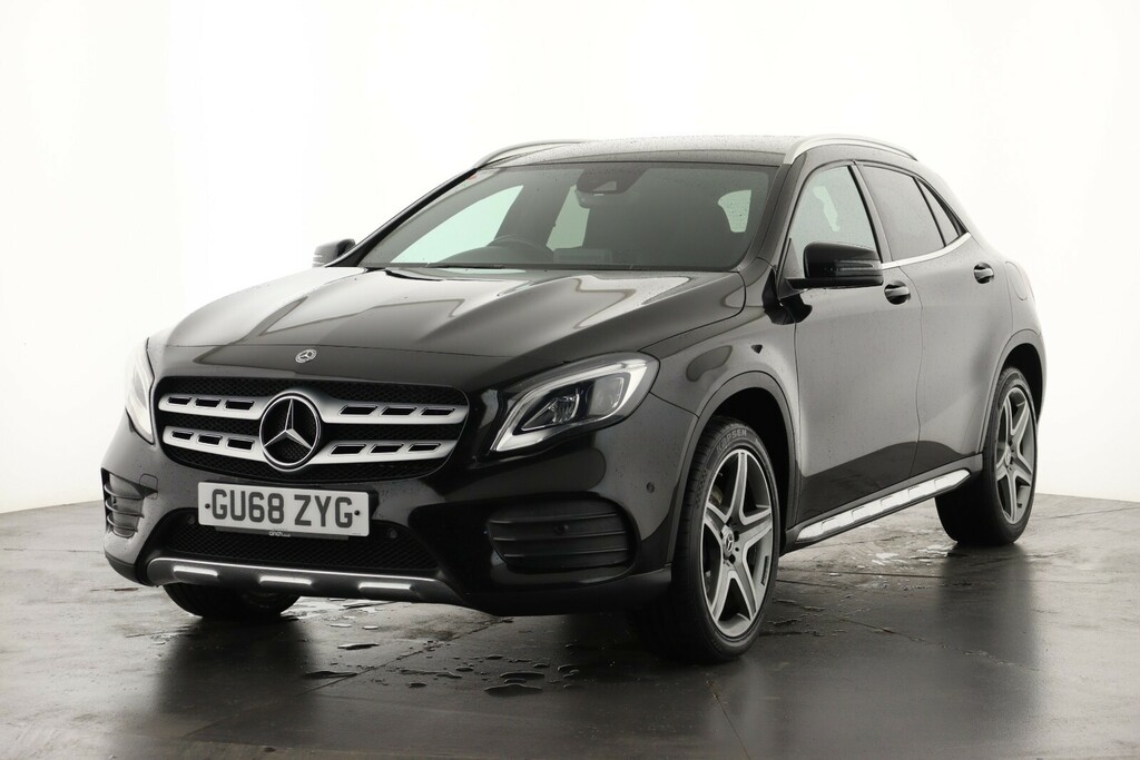 Mercedes-Benz GLA Class Gla 220D 4Matic Amg Line Premium GU68ZYG Black #6