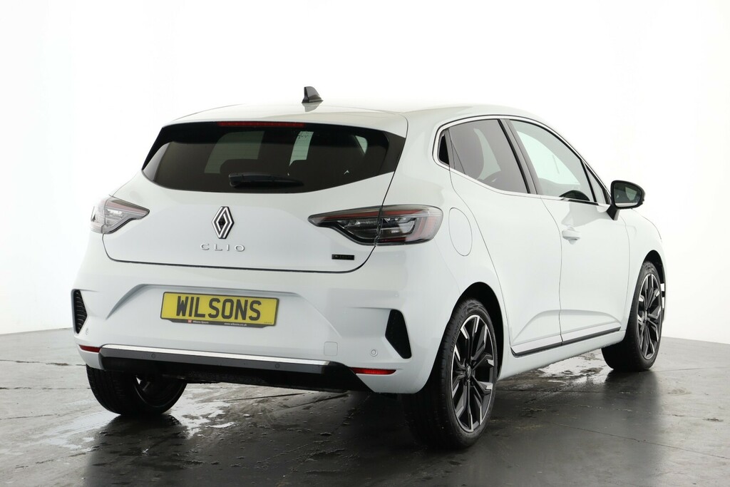 Renault Clio 1.6 E-tech Full Hybrid 145 Techno LJ75WLV White #3