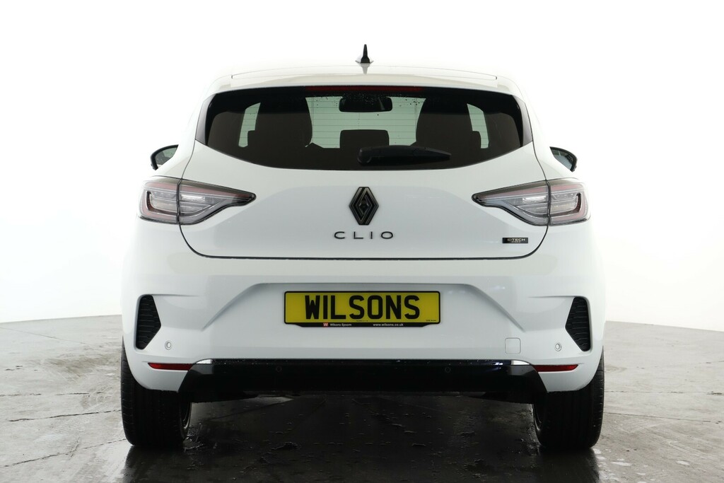Renault Clio 1.6 E-tech Full Hybrid 145 Techno LJ75WLV White #2