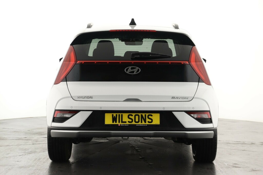 Hyundai Bayon 1.0 Tgdi Premium Dct EA74BKG White #2