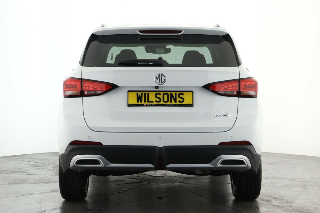 MG ZS 1.5 Hybrid Trophy LA74RPU White #2