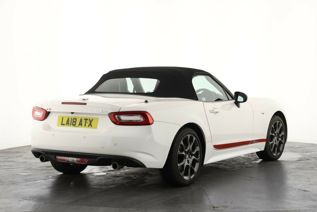 Fiat 124 Spider 1.4 Multiair S-design White #2