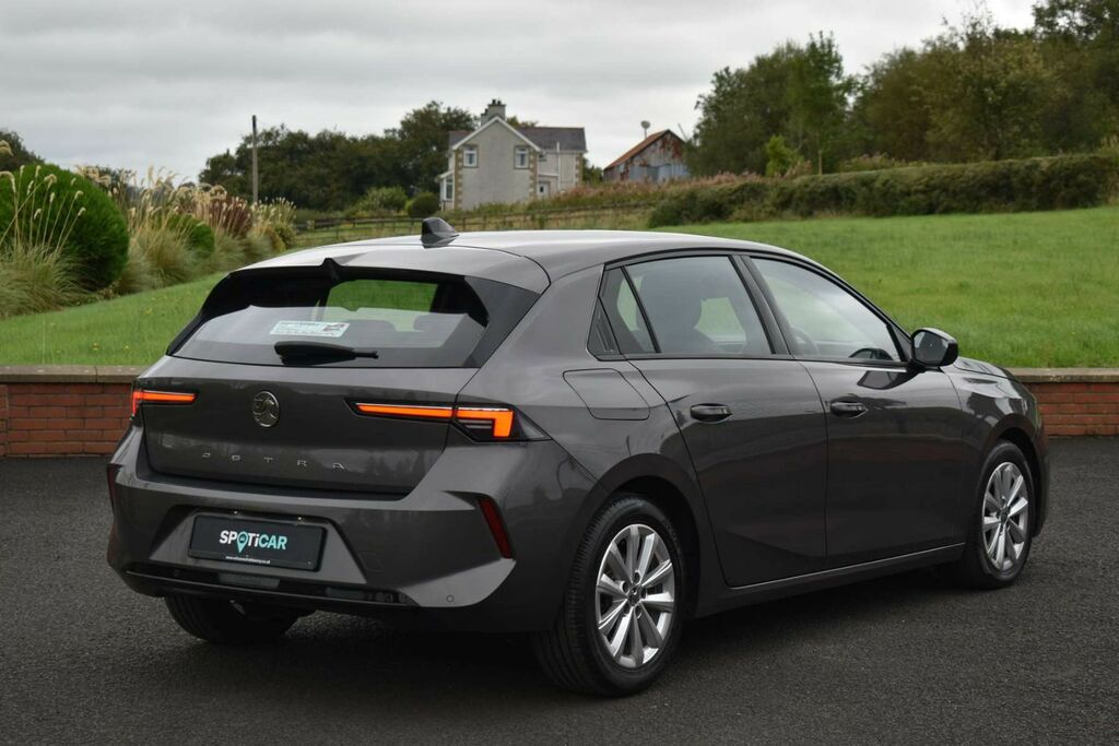 Vauxhall Astra Hatchback DS23KHF Grey #3