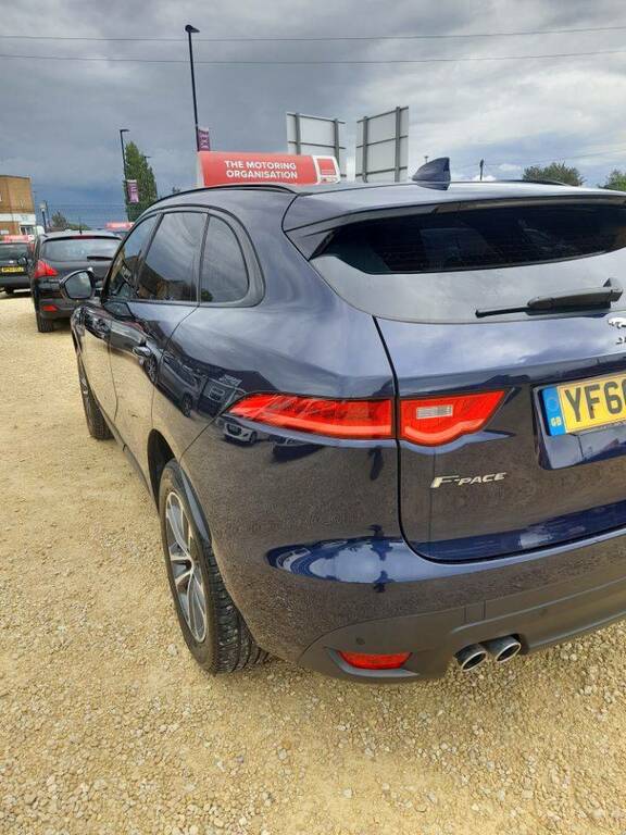 Jaguar F-Pace 2.0D R-sport Awd - 2016 66 YF66KVM Blue #6