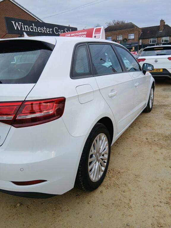 Audi A3 1.6 Tdi 116 Se Technik - 2017 67 YT67CJU White #4