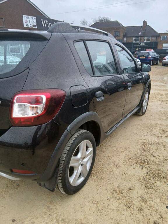 Dacia Sandero Stepway 1.5 Dci Laureate - 2016 16 PX16SZN Black #4