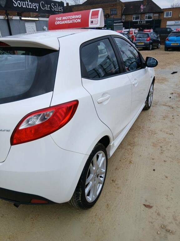Mazda 2 1.3 Tamura - 2011 11 SA11EHN White #4