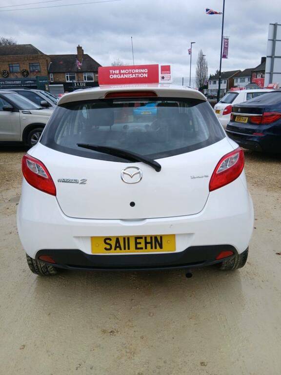 Mazda 2 1.3 Tamura - 2011 11 SA11EHN White #5