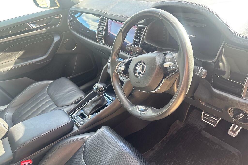 Skoda Kodiaq 2.0 Tdi 200 Laurin Klement 4X4 Dsg 7 Seat EU22BNE Black #6