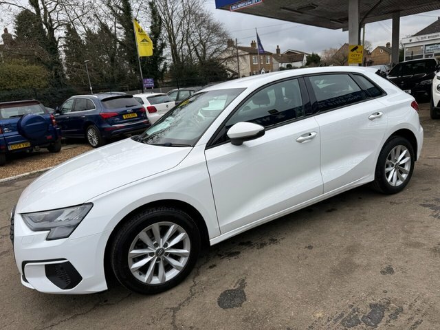 Audi A3 Tdi 30 Technik Sportback White #3