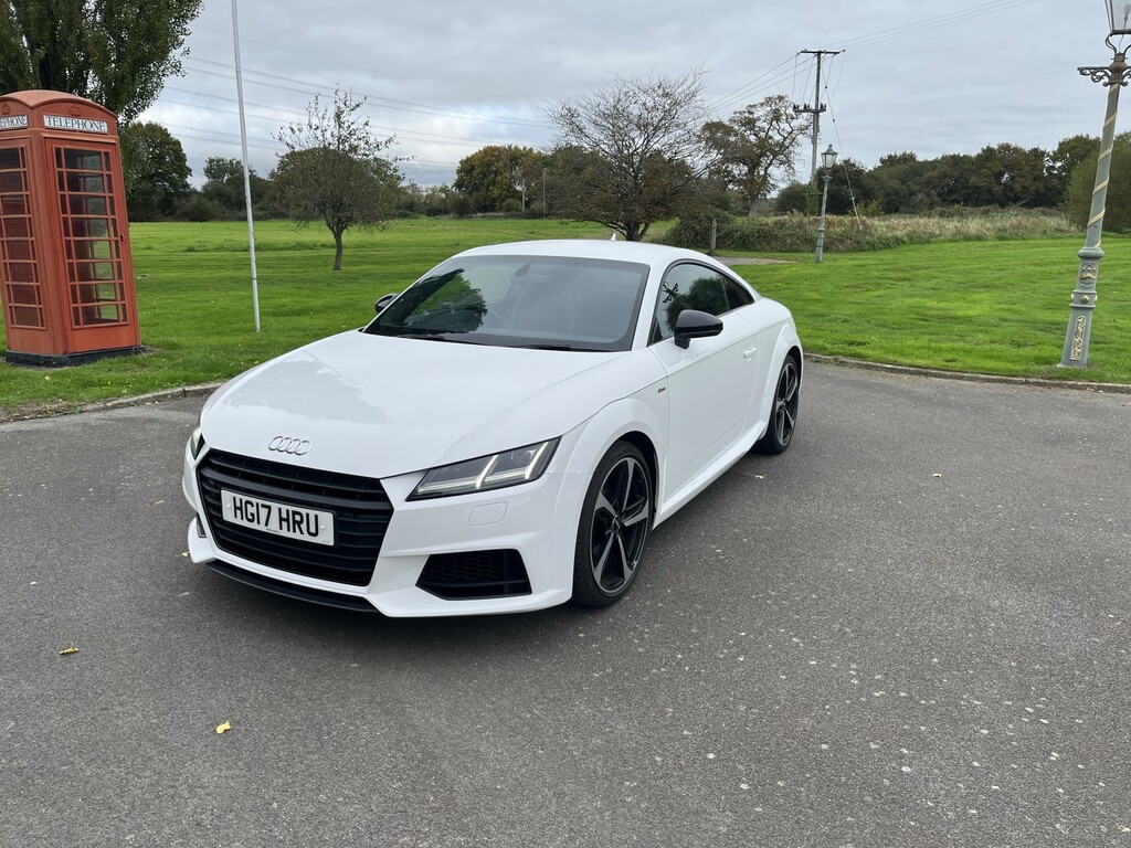 Audi TT 1.8 Tfsi Black Edition White