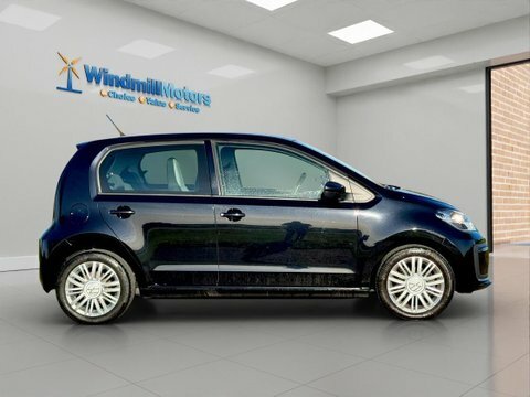 Volkswagen Up 1.0 Up Euro Black #3