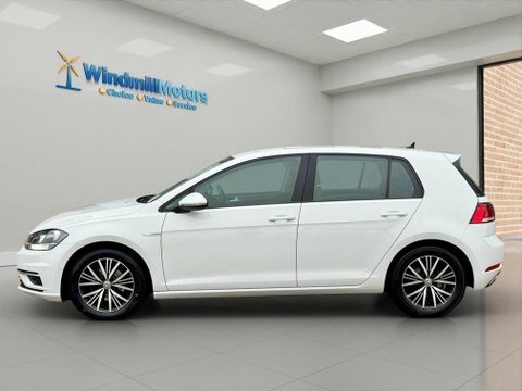 Volkswagen Golf 1.5 Tsi Evo DP68YYZ White #6