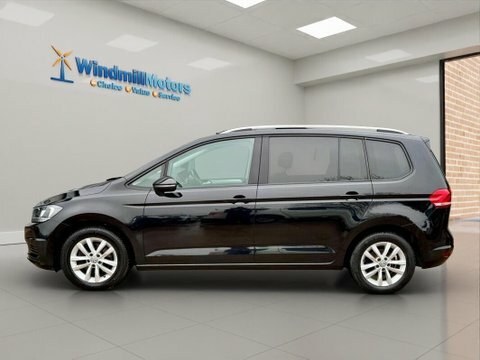 Volkswagen Touran 1.6 Tdi Bluemotion GL66YJC Black #6