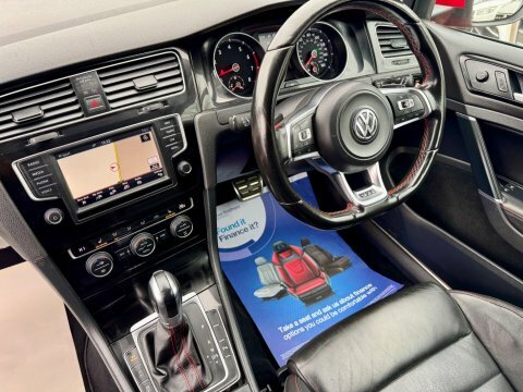 Volkswagen Golf 2.0 Tsi Bluemotion YT66XUG Red #3