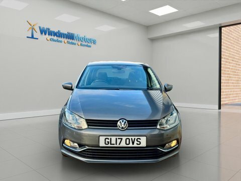 Volkswagen Polo 1.2 Tsi Bluemotion GL17OVS Grey #4