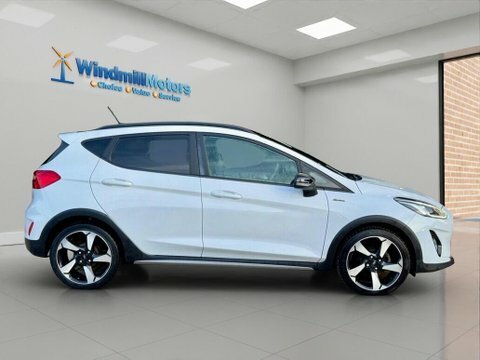 Ford Fiesta 1.0T Ecoboost Active WP68YPZ White #3
