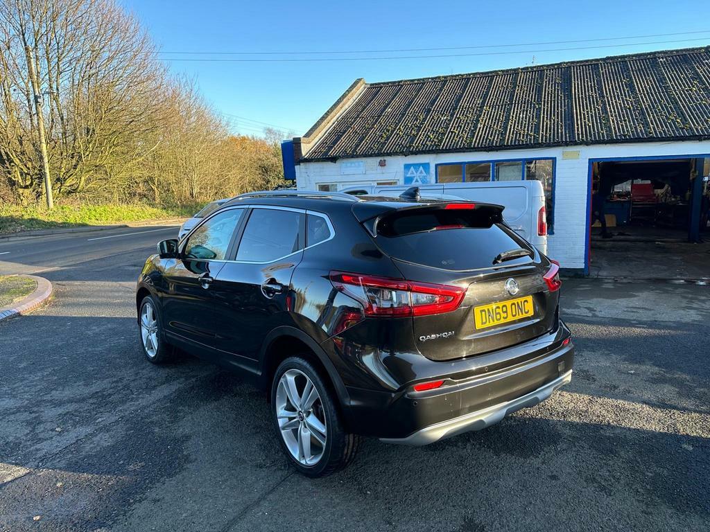 Nissan Qashqai 1.3 Dig-t N-motion Euro 6 S S DN69ONC Black #5