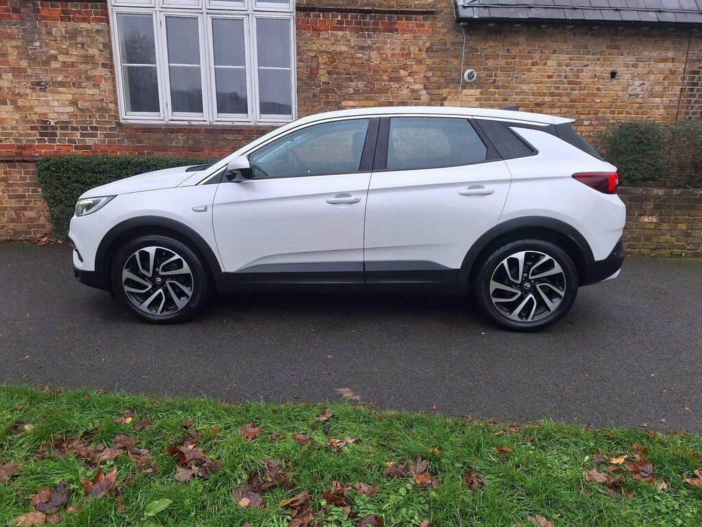 Vauxhall Grandland X 1.2 Turbo Elite Nav Euro 6 Ss NA68DOH White #3