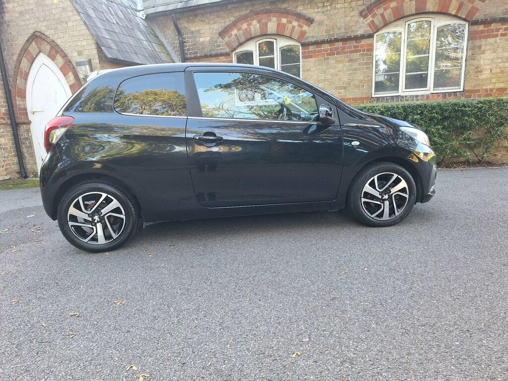 Peugeot 108 1.2 Puretech Allure Euro 6 CN65UPB Black #5