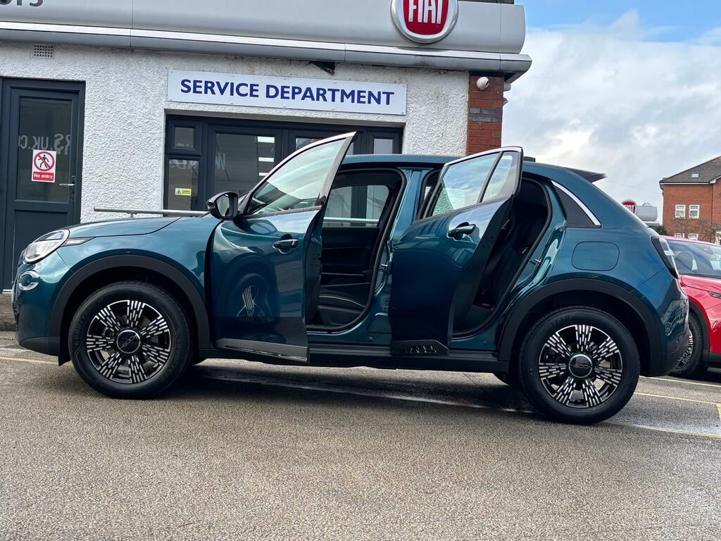 Fiat 600 1.2 Mhev Suv Hybrid E-dct Euro 6 Ss DK75EOH Green #6