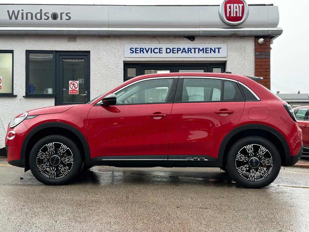 Fiat 600 1.2 Mhev Suv Hybrid E-dct Euro 6 Ss DK75ENN Red #6