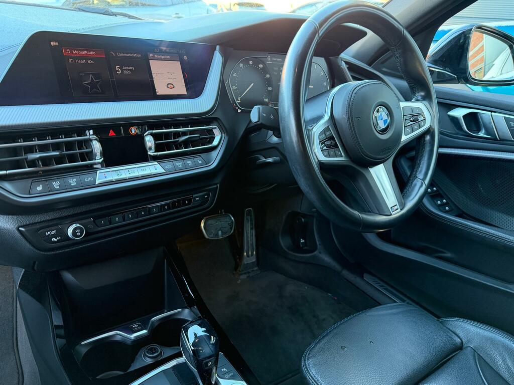 BMW 1 Series 1.5 118I M Sport Hatchback Dct Euro 6 LB69DZL Black #3