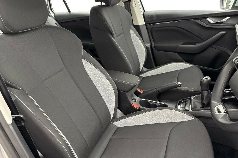 Skoda Kamiq 1.0 Tsi Se Edition Euro 6 Ss GF25VMR Silver #5