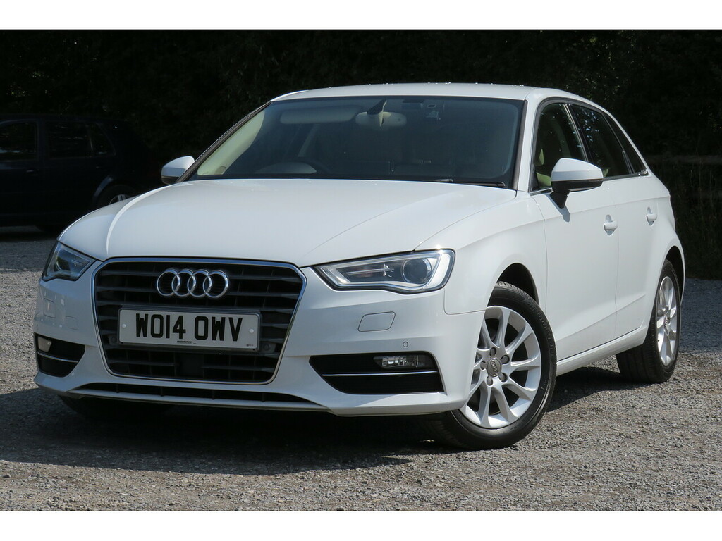 Audi A3 Sportback Tfsi Se White