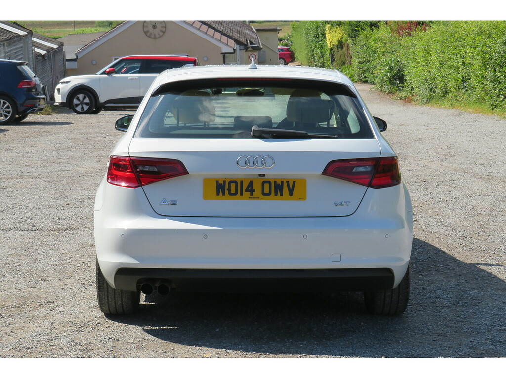 Audi A3 Sportback Tfsi Se WO14OWV White #4