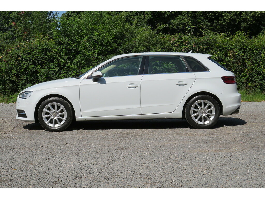 Audi A3 Sportback Tfsi Se WO14OWV White #6