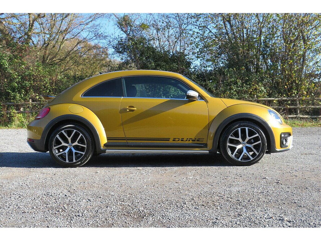 Volkswagen Beetle Dune Tsi Bluemotion Technology Dsg WU16UZV Yellow #2