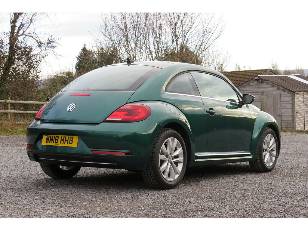 Volkswagen Beetle Design Tsi Dsg Green #3